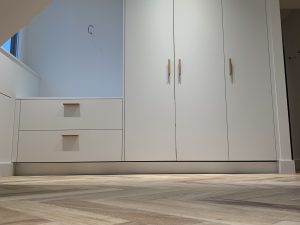 Project Houten ” Kledingkast “